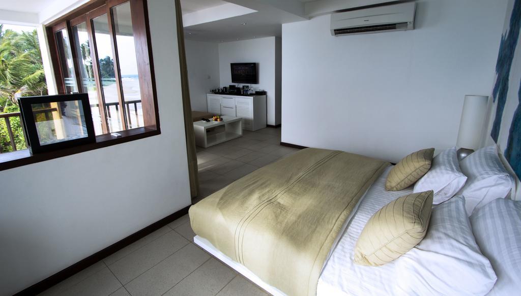 Michelle Boutique Hotel Balapitiya Oda fotoğraf